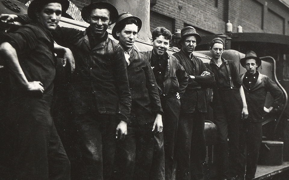 Loyalist Eveleigh apprentices during the 197 Great Strike